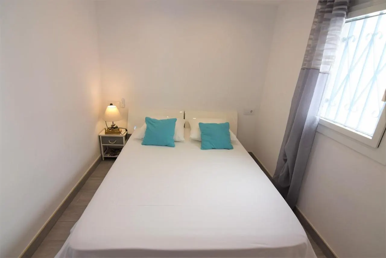 392- Casa Al Canal Con Amarre Y Jacuzzi Empuriabrava