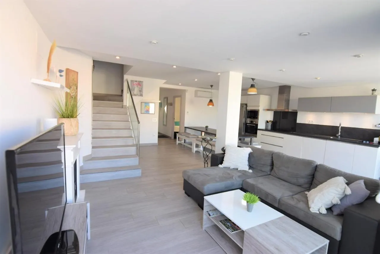 Vila 392- Casa Al Canal Con Amarre Y Jacuzzi Empuriabrava
