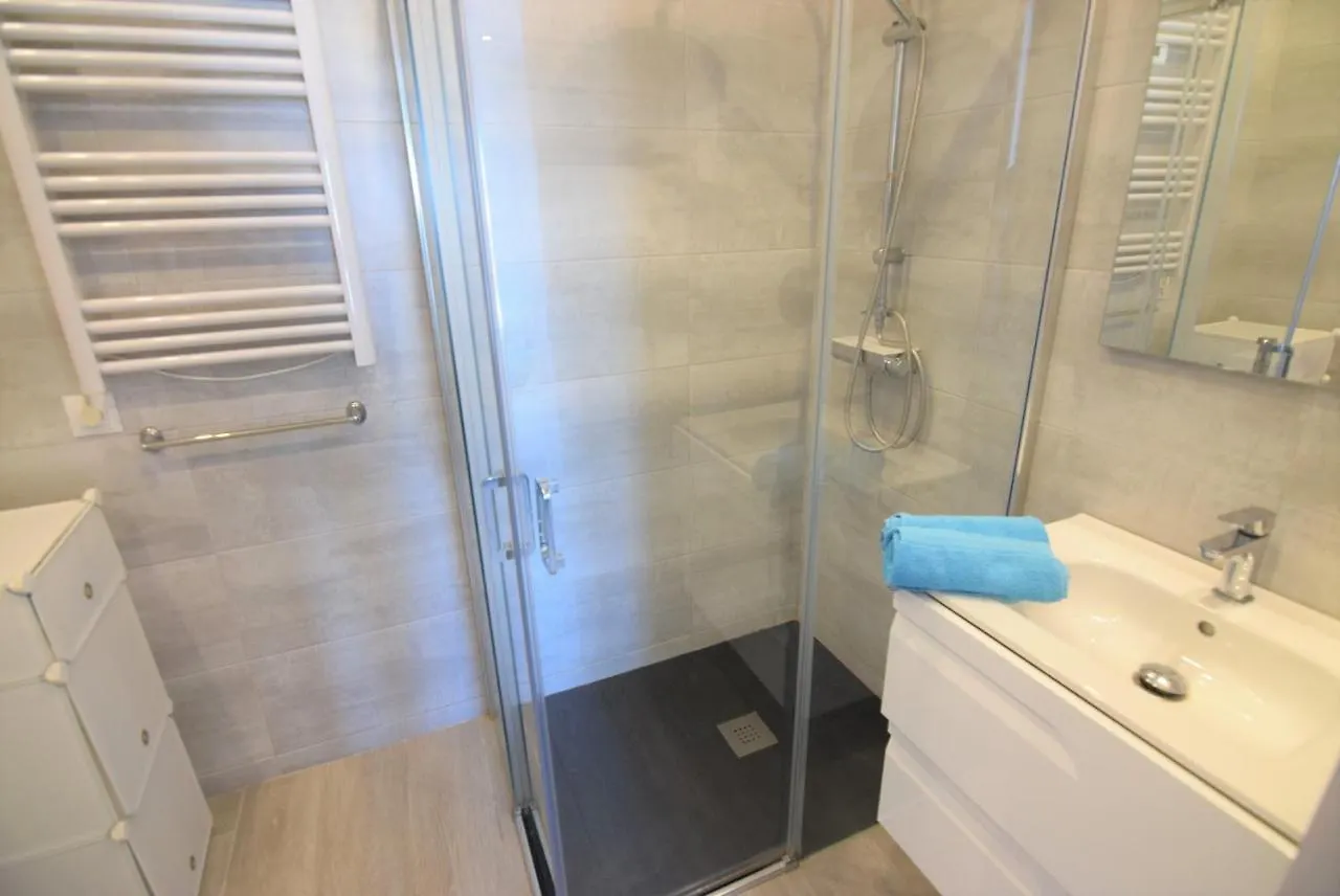 Vila 392- Casa Al Canal Con Amarre Y Jacuzzi Empuriabrava